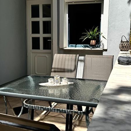 Melintas Cozy Apartments 2 Пломарион Экстерьер фото