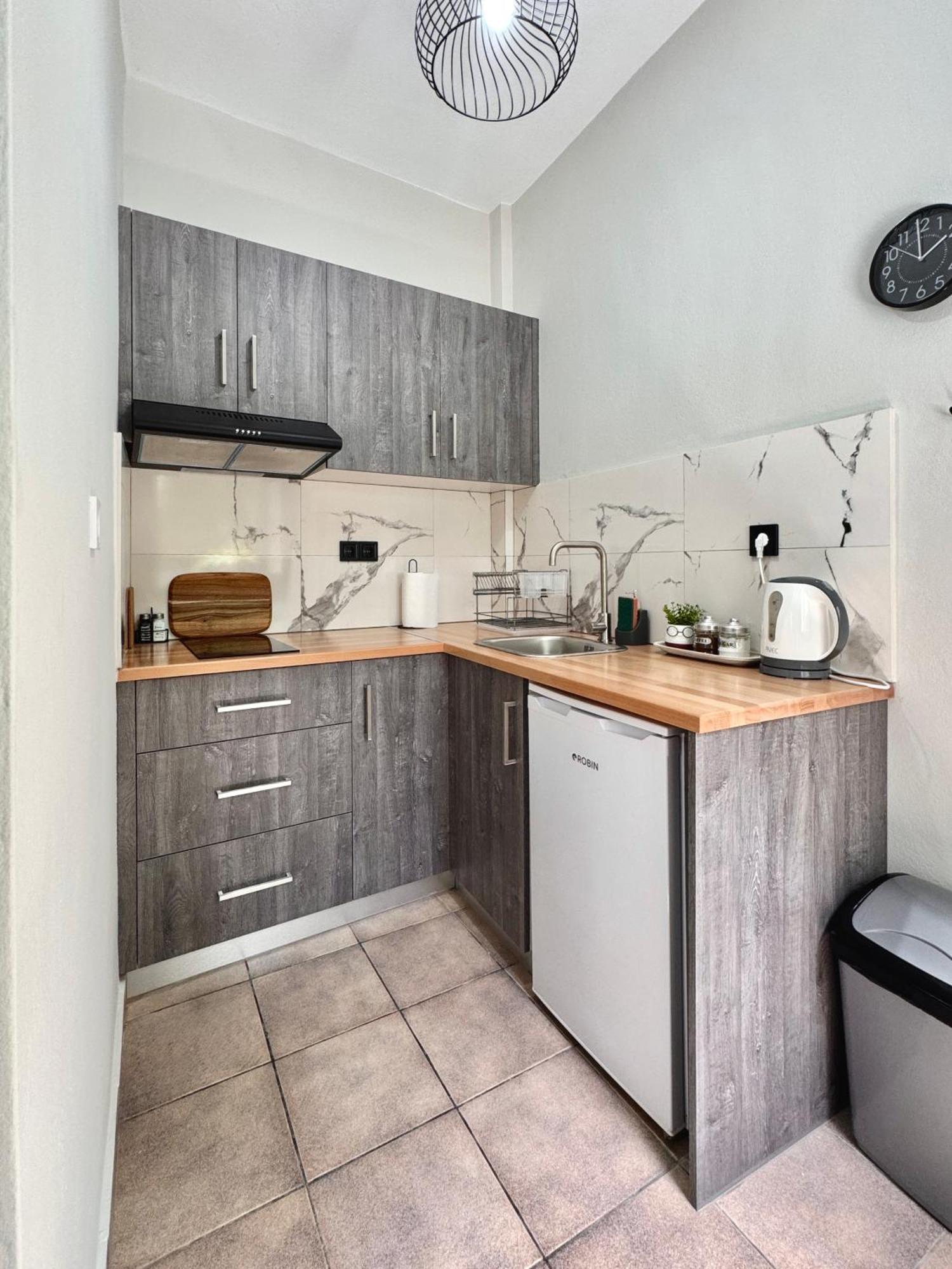 Melintas Cozy Apartments 2 Пломарион Экстерьер фото